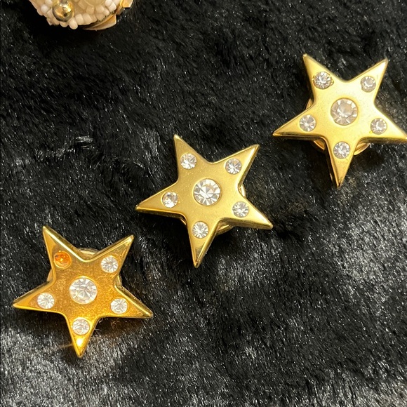 Pearl & Rhinestone Buttoncovers - Picture 3 of 4